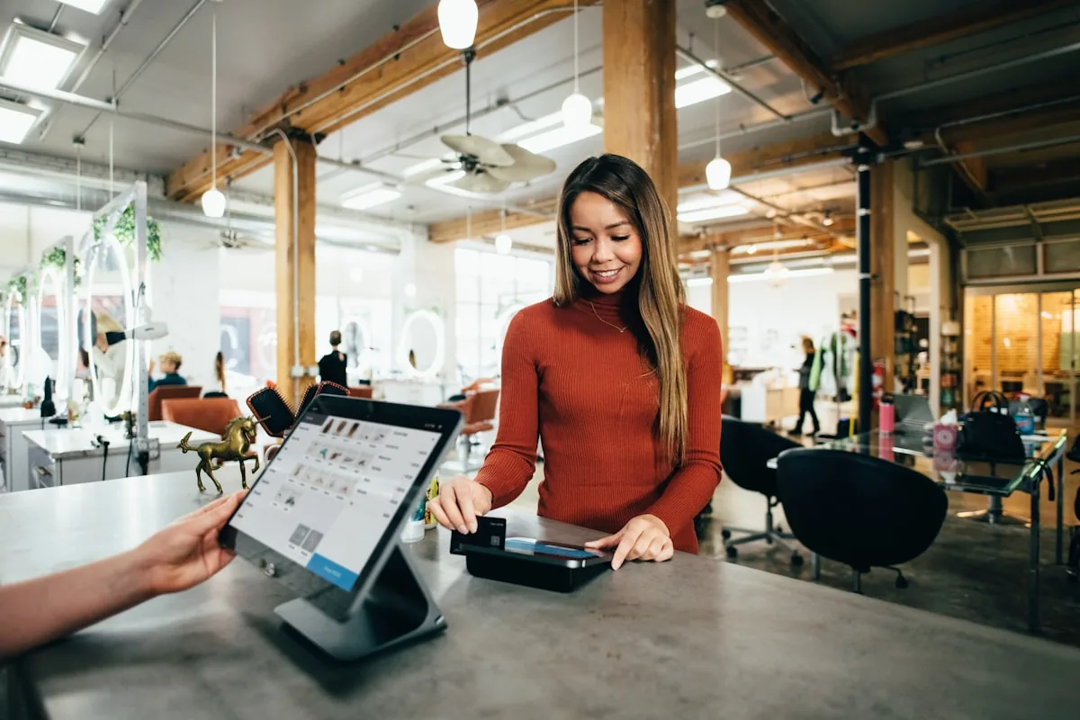 Shop counter with a point of sale screen